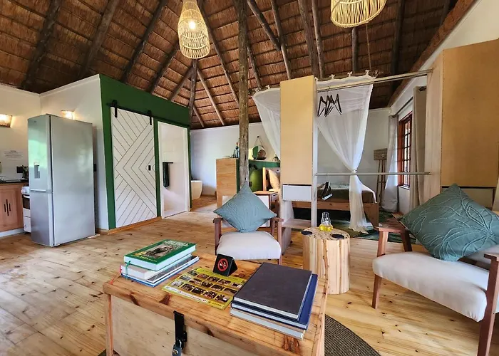 Amare Cabin In The Bush With All Your Needs!